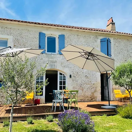 Le Petit Caviste - D'hotes & 4*