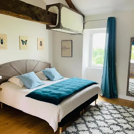 Le Petit Caviste - D'hotes & Bed and Breakfast 4*